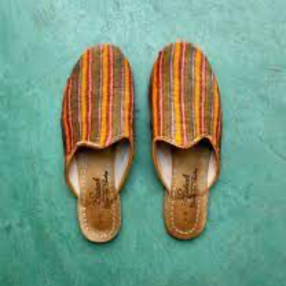 Sabah Striped Velvet Baba Shoe: Size 43 Mule Slide